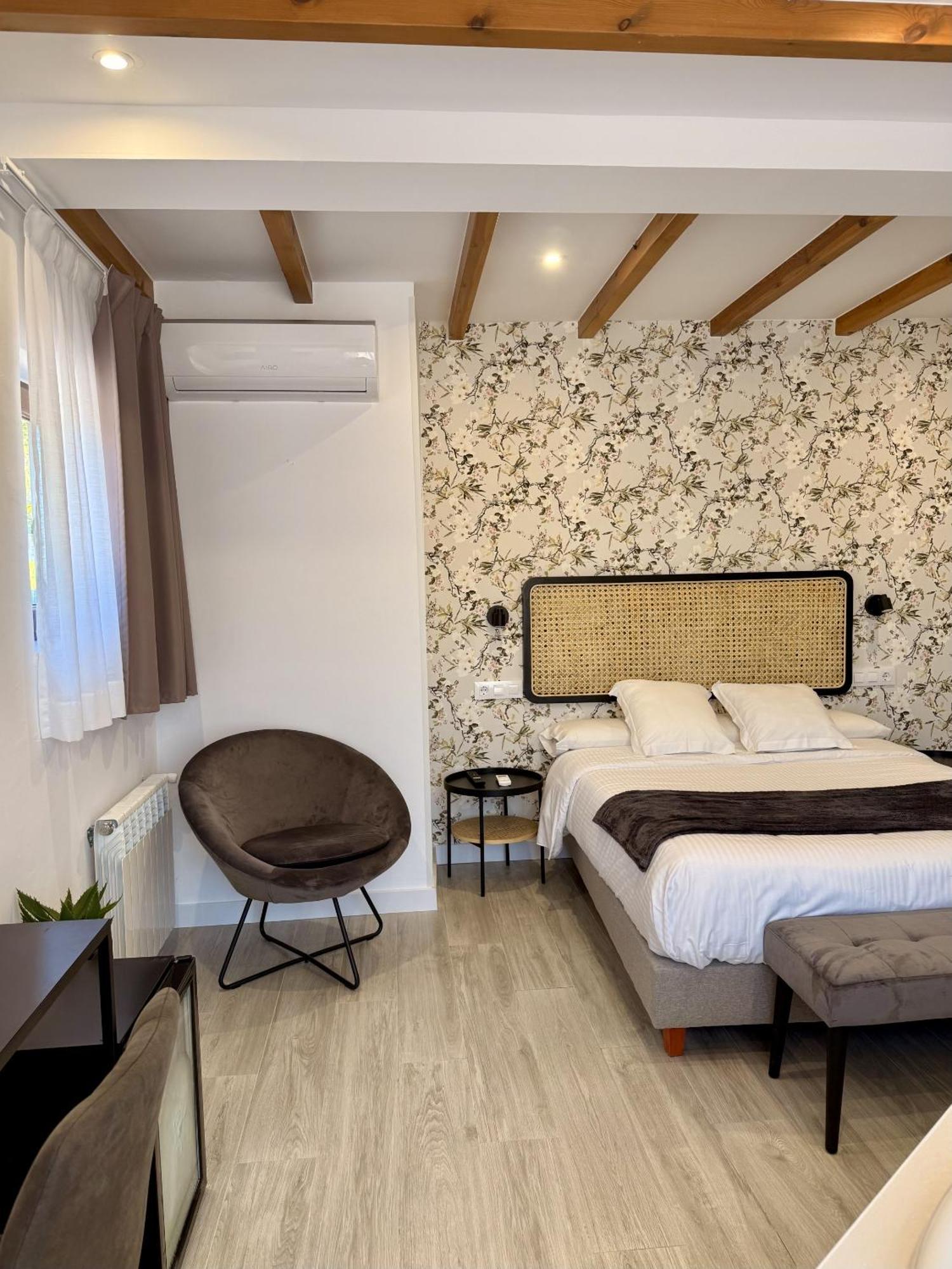 Hotel Sanmar Cobreces Exterior photo